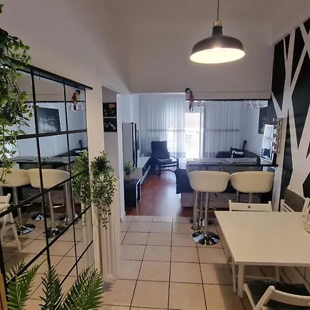 Sweet Apartment *